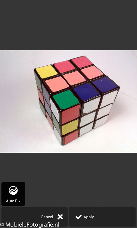 Fotograferen voor Marktplaats - Rubik's kubus na autofix in Pixlr