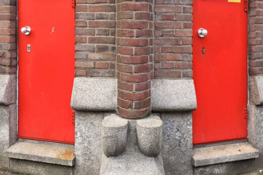 De regel van symmetrie toegepast: Symmetrisch oekje in Haarlem [iPhone 6]